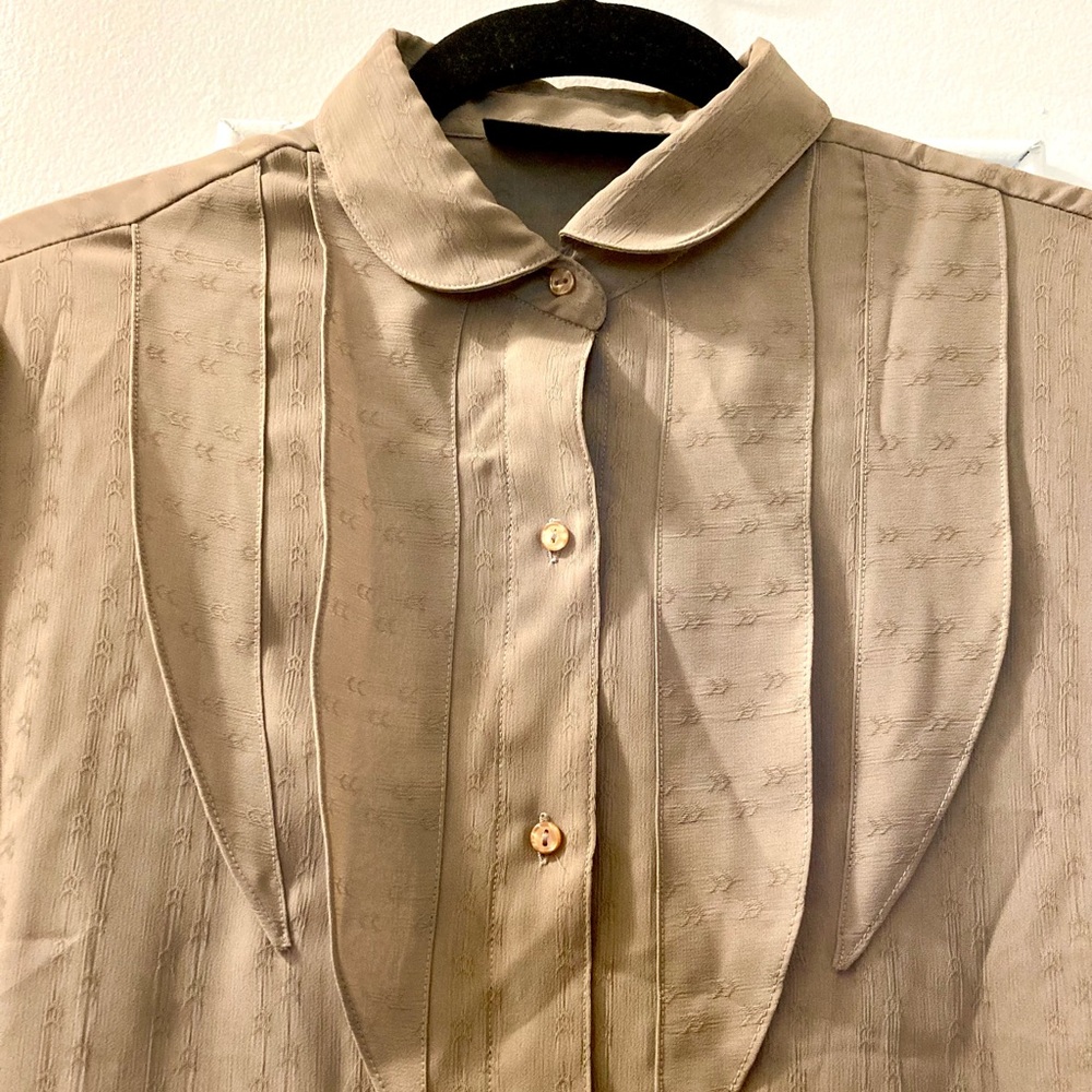 Vintage Jean de Pierre Soft Brown Front Detail Blouse - Picture 2 of 12